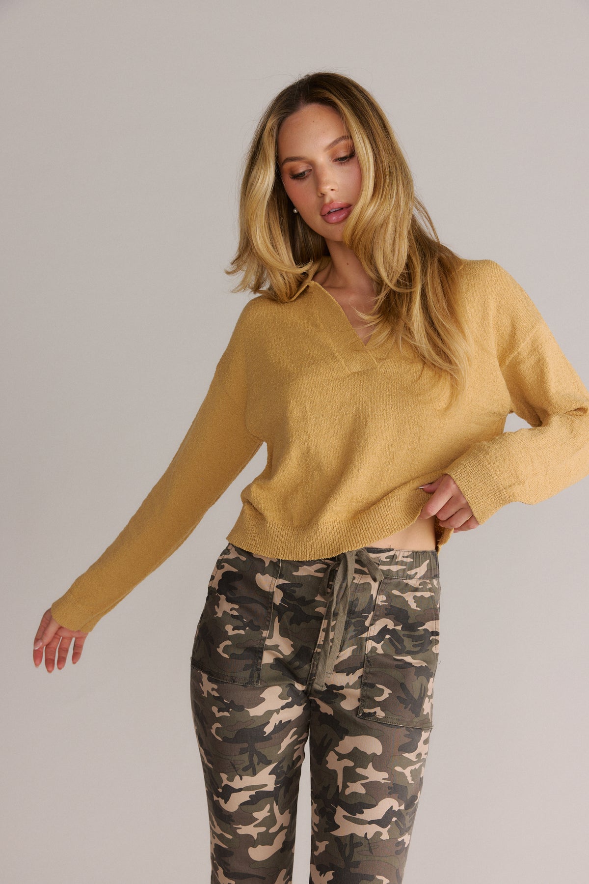 Collard V-Neck Knit Sweater Sand