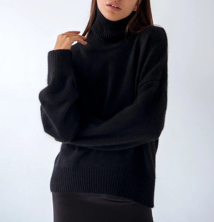Turtle Neck Sweater Black